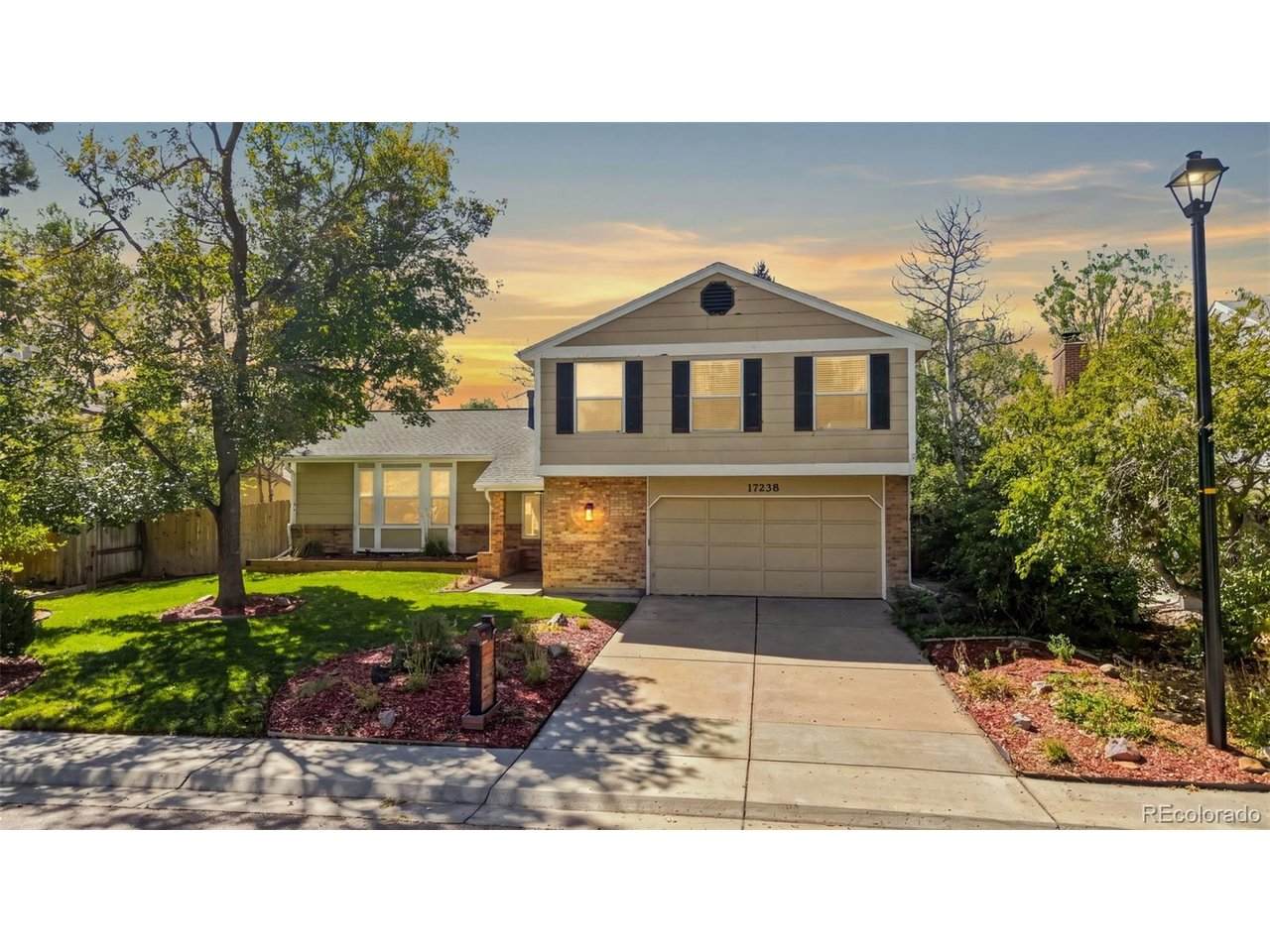 17238 Berry Pl - Photo 1