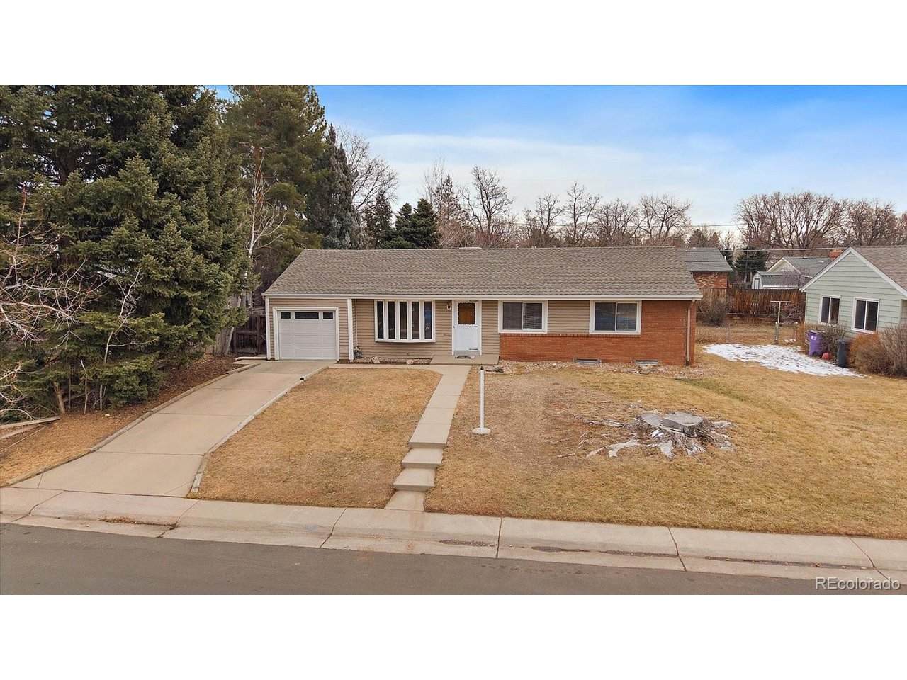 2510 Cherry St - Photo 1