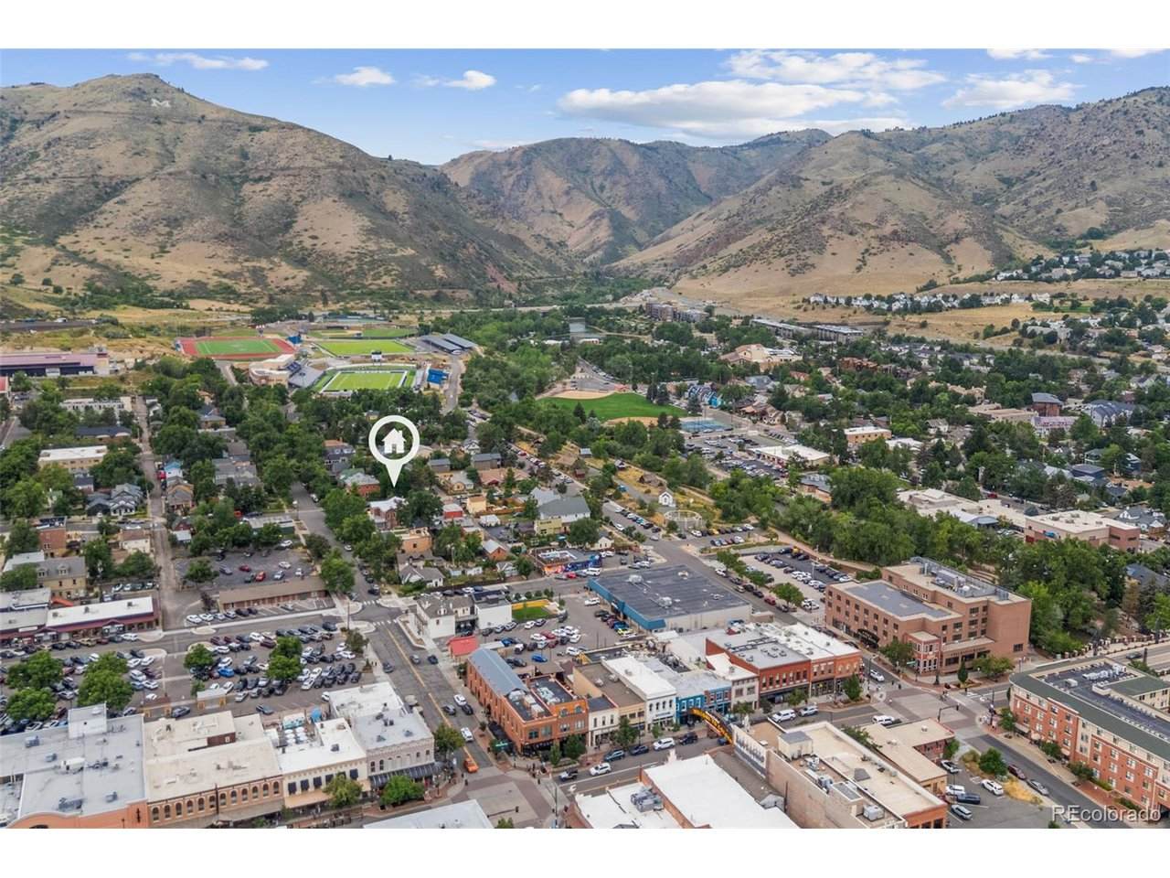 920 12th St - Photo 1