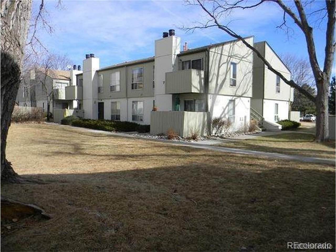 7373 Florida Ave - Photo 1