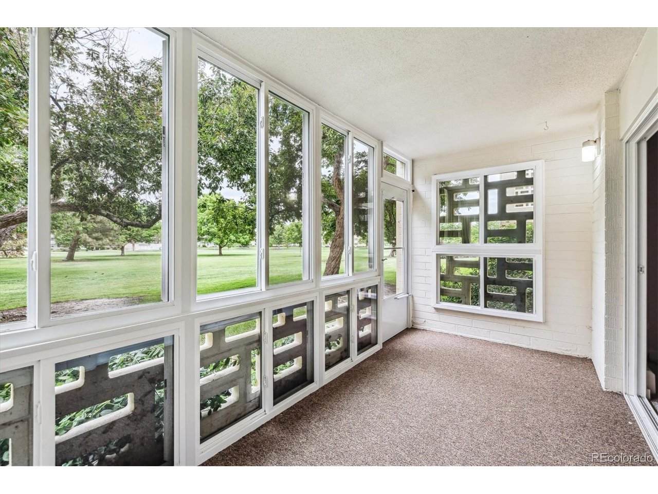 650 Alton Way - Photo 1