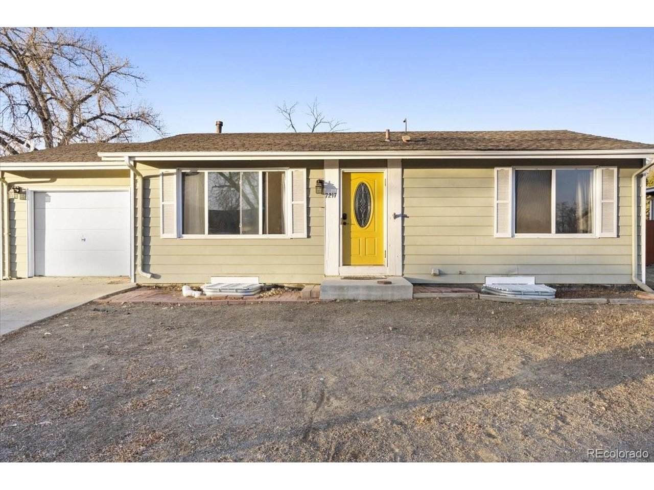 7217 79th Dr - Photo 1