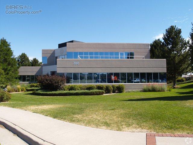 700 Centre Ave - Photo 1