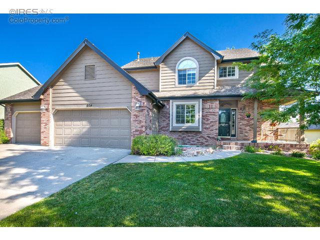 924 Deerhurst Cir - Photo 1