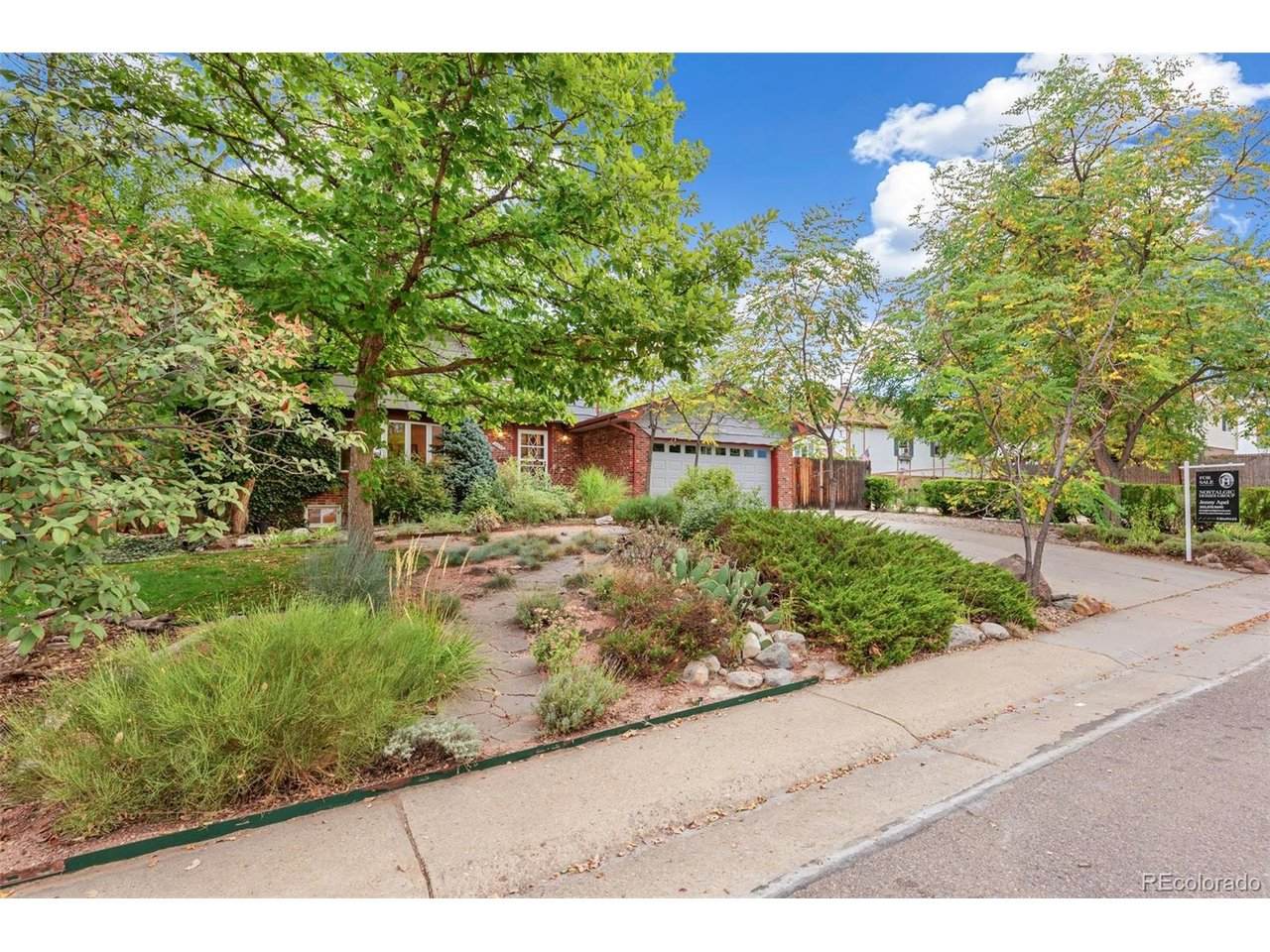 4430 Cody St - Photo 1
