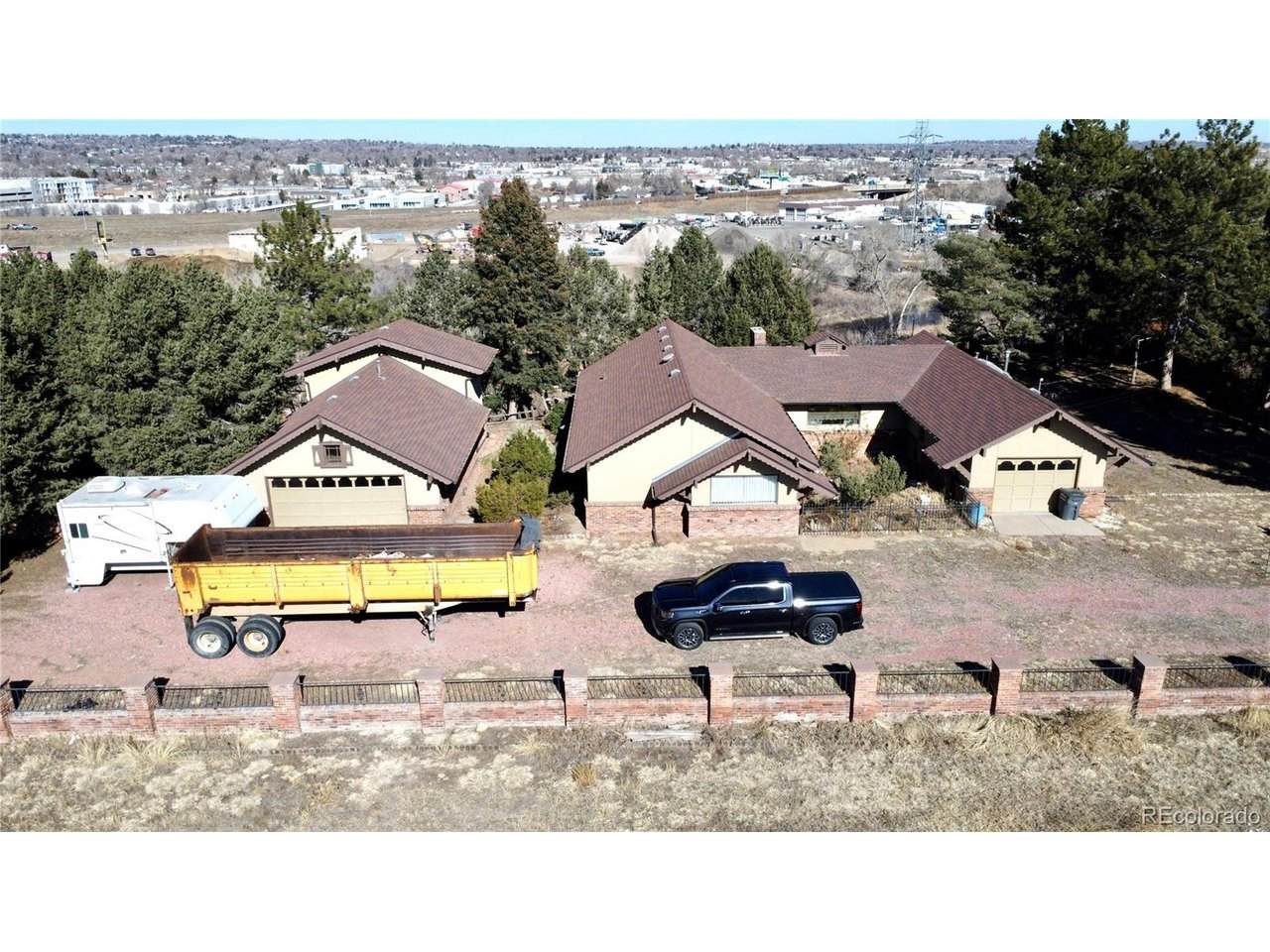 6105 49th Pl - Photo 1