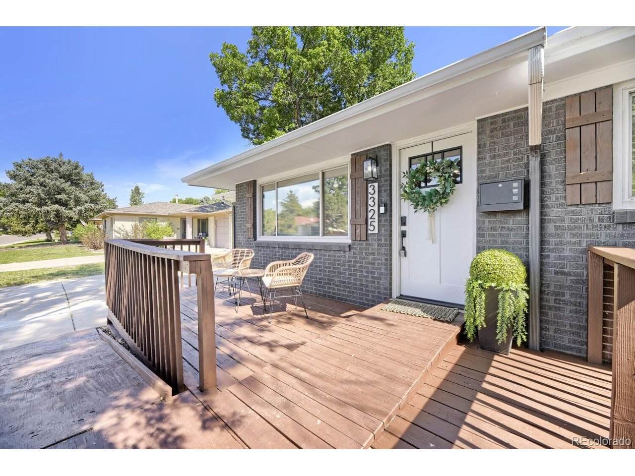 3325 Arlington Ave - Photo 1