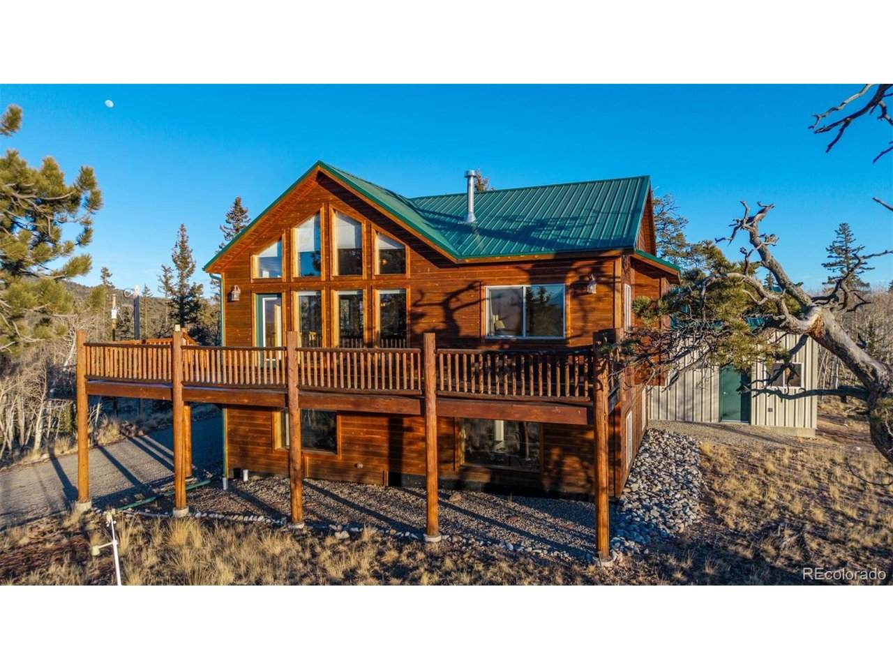 270 Piaute Way - Photo 1