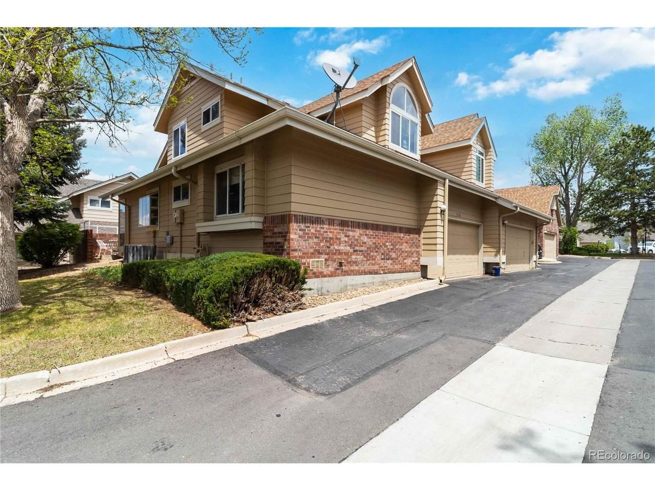 2136 Scranton Way - Photo 1