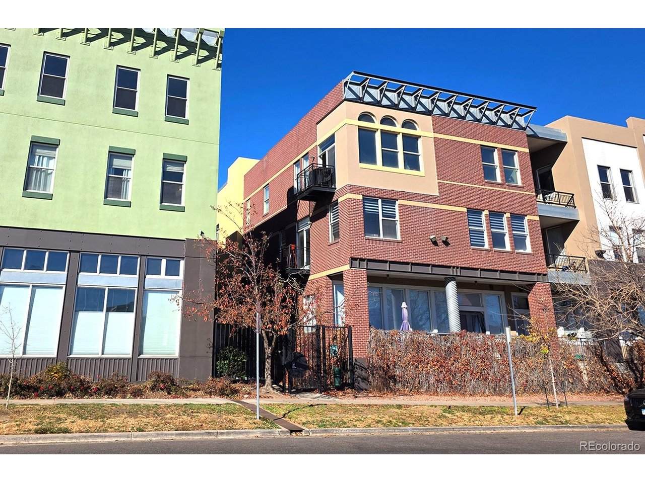 1521 Central St - Photo 1