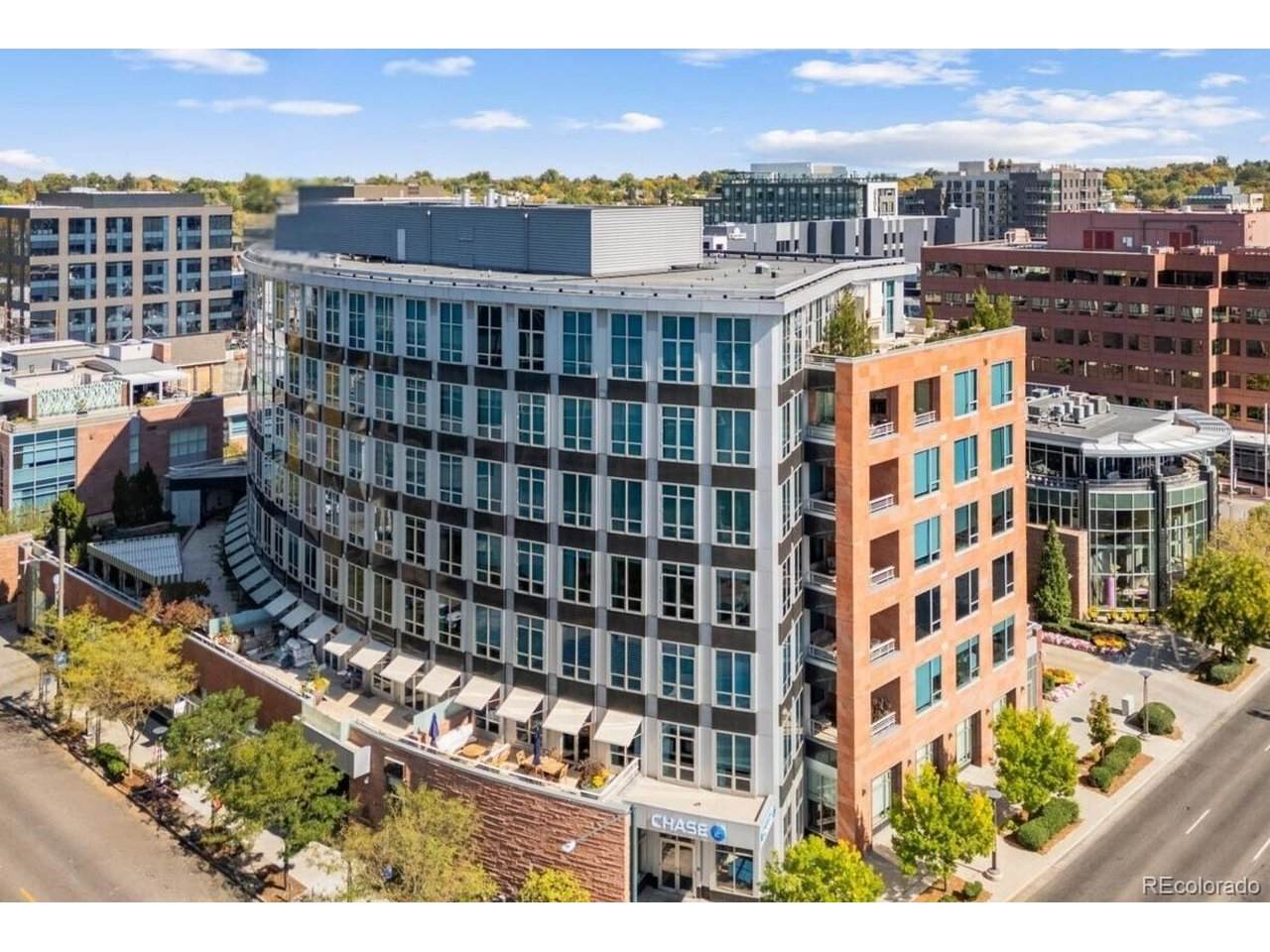 100 Detroit St - Photo 1