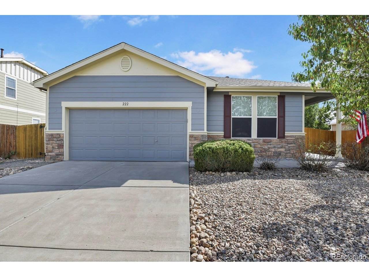 222 Lonewolf Dr - Photo 1