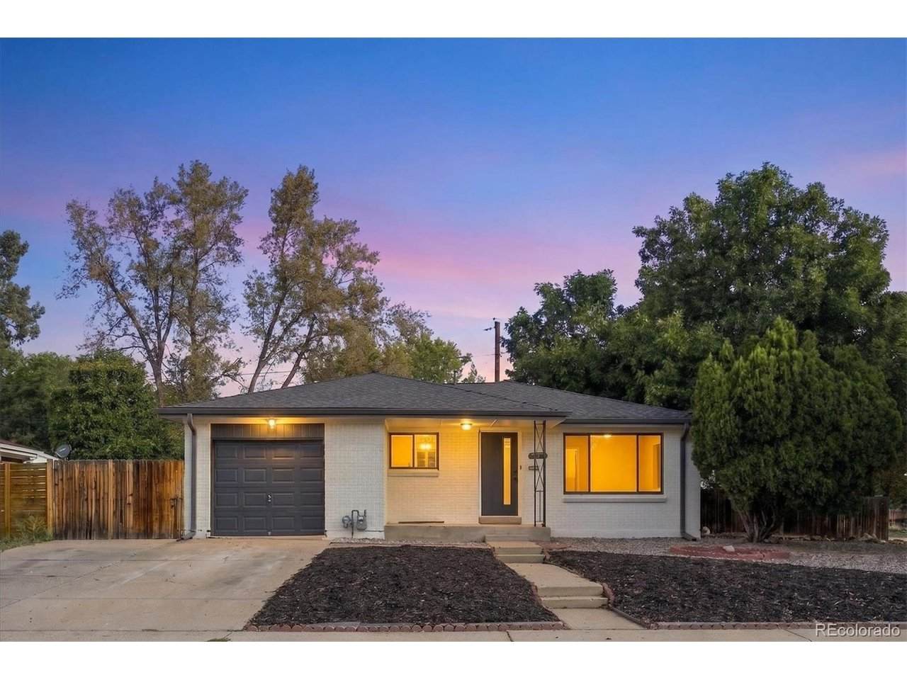 13899 25th Ave - Photo 1
