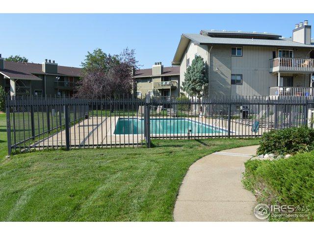 665 Manhattan Dr - Photo 1