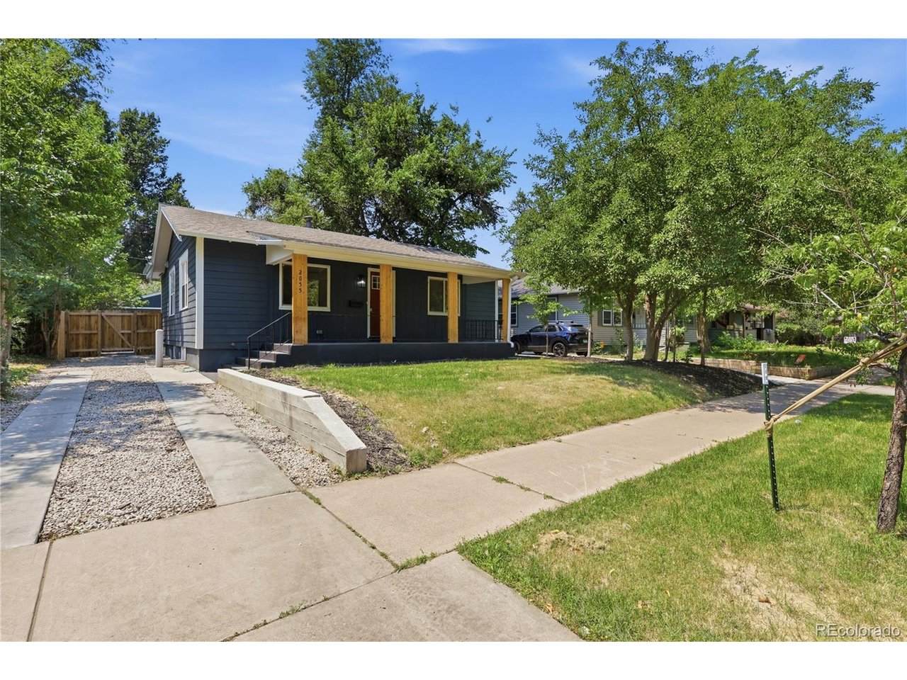 2055 Williams St - Photo 1