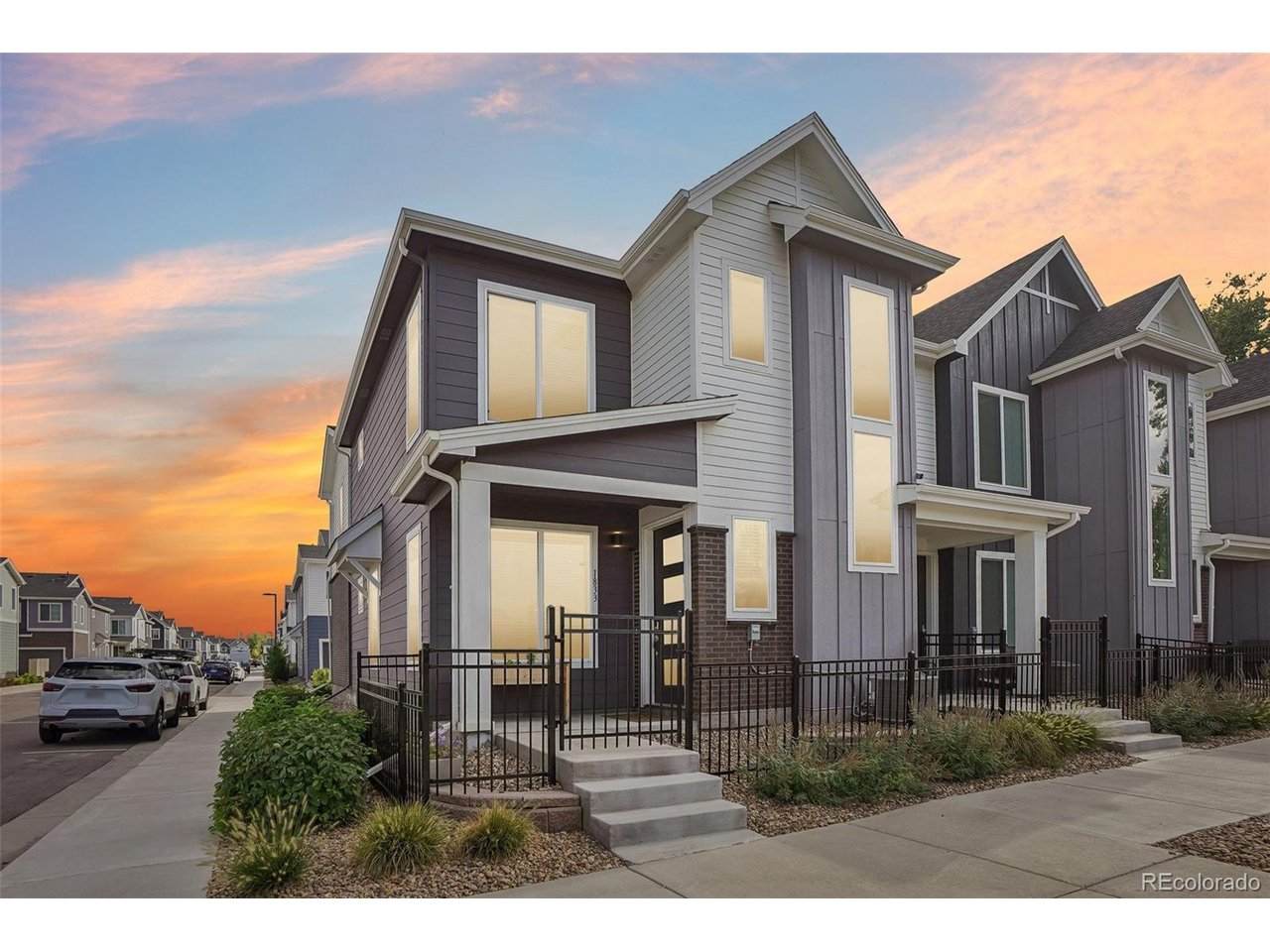 1833 Poplar Ct - Photo 1