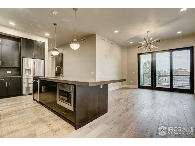 302 Meldrum St - Photo 1