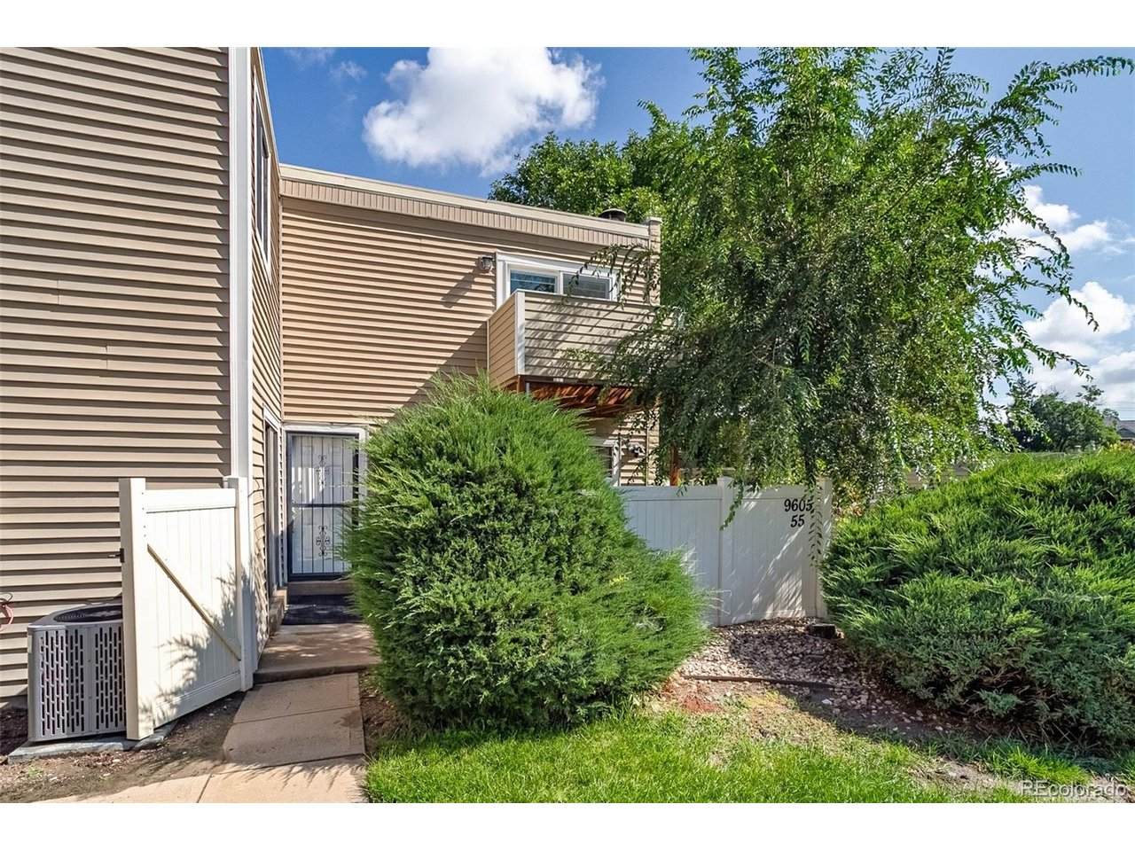 9605 Kansas Cir - Photo 1