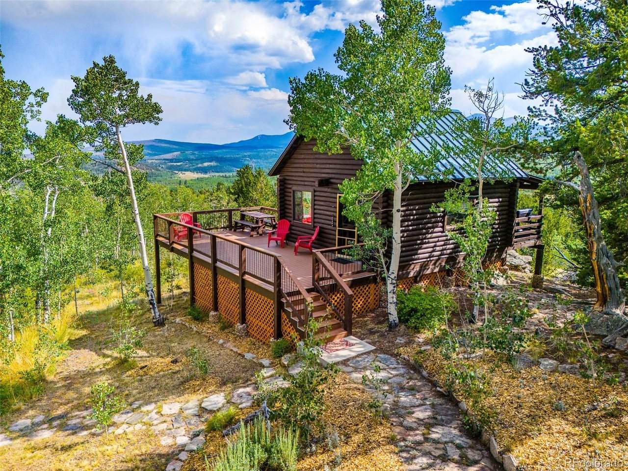210 Pine Ridge Rd - Photo 1