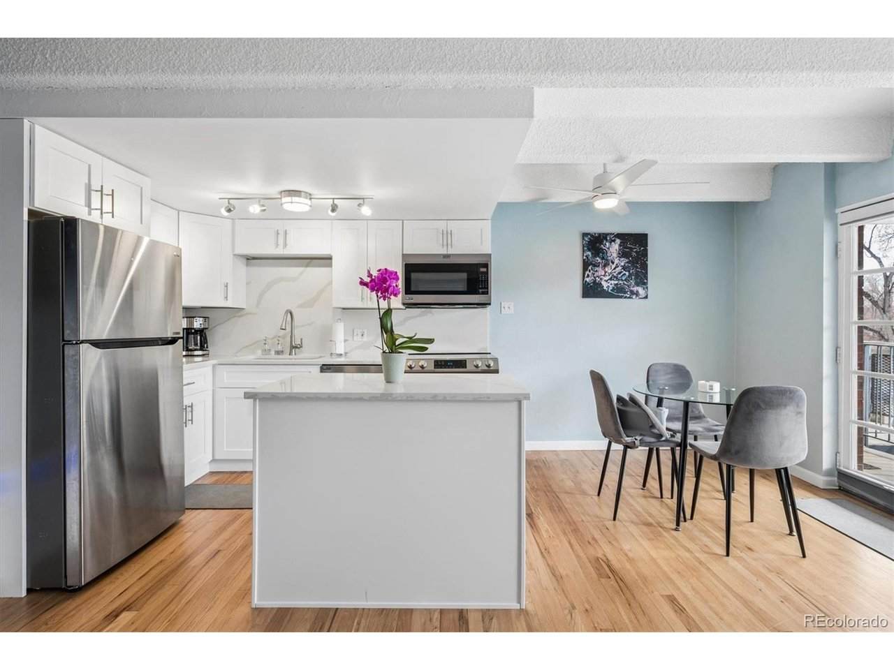 33 Corona St - Photo 1