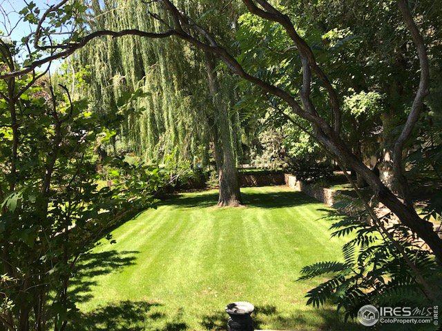 610 Stover St - Photo 1