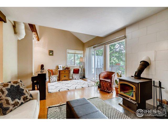 1851 22nd St - Photo 1
