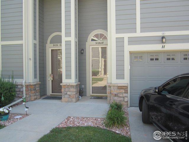 1406 Whitehall Dr - Photo 1