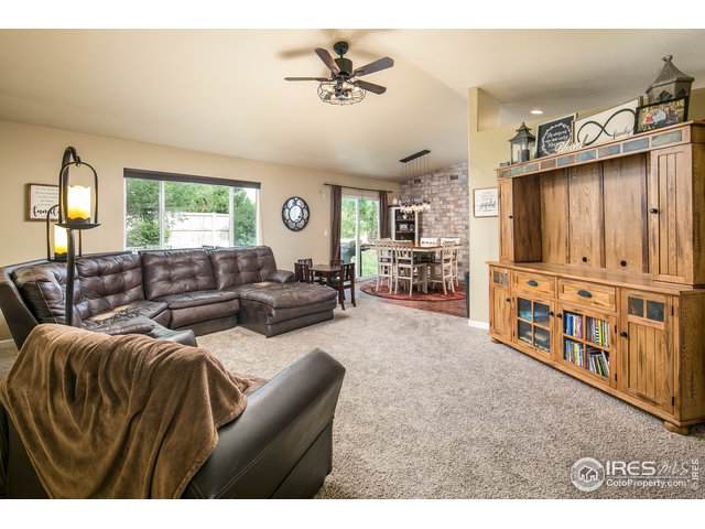 1305 Cliffrose Ct - Photo 1