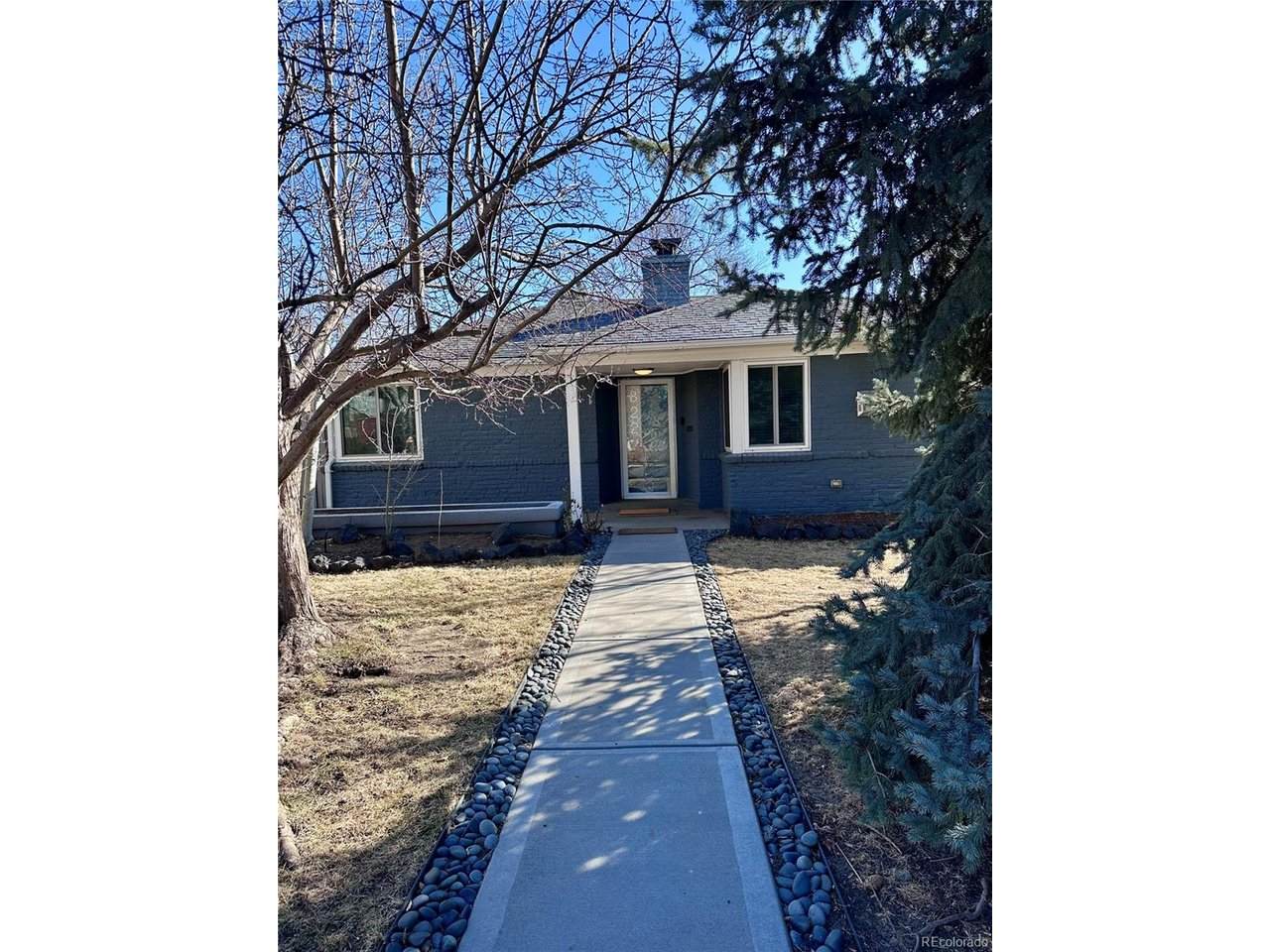 822 Pontiac St - Photo 1