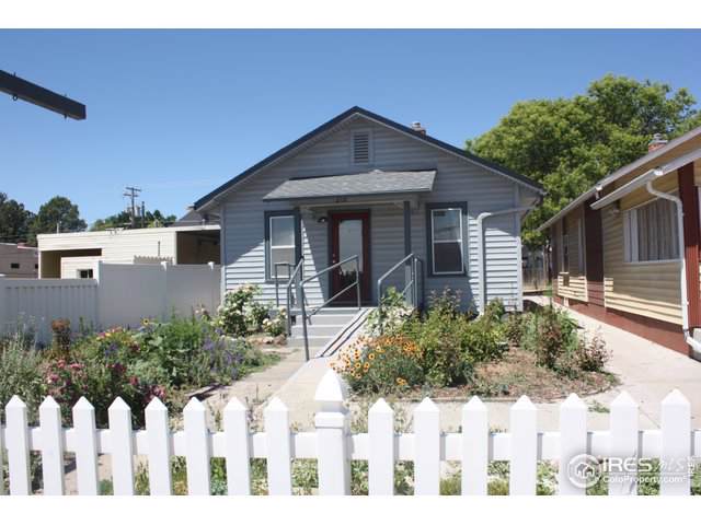 218 Oak Ave - Photo 1