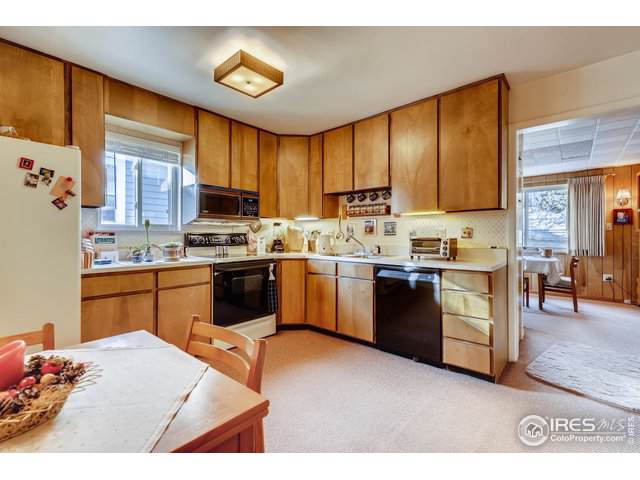 2851 5th St - Photo 1