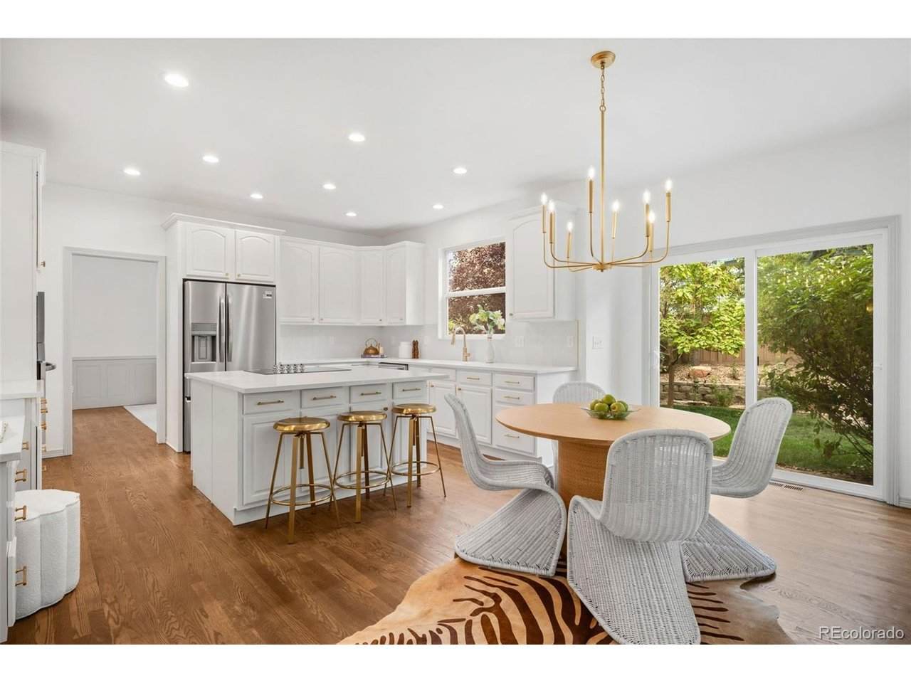 869 Shadowstone Dr - Photo 1