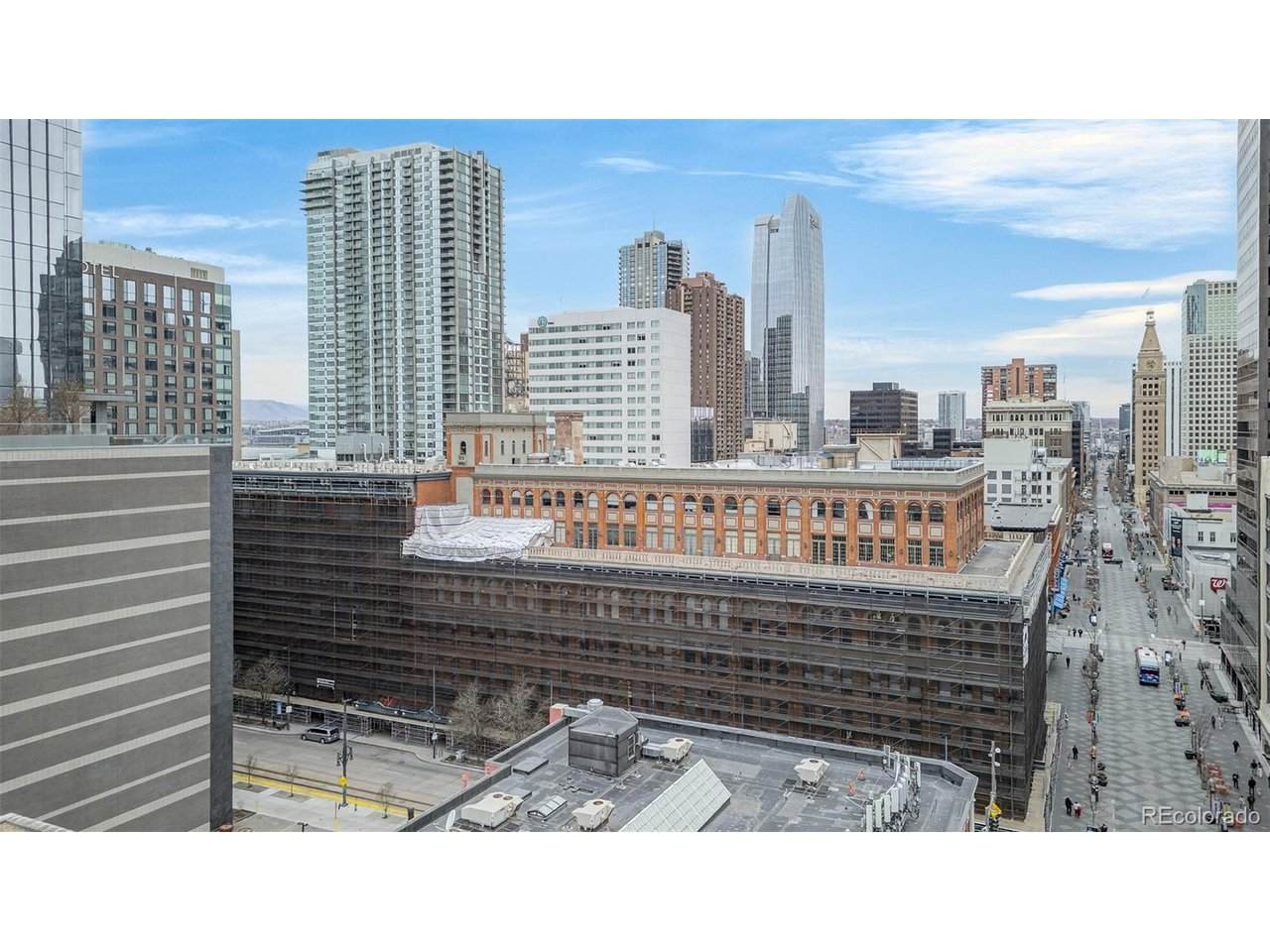 1555 California St - Photo 1