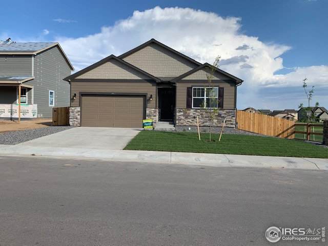 1645 Clarendon Dr - Photo 1