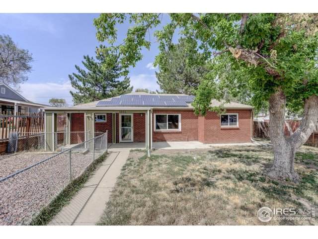 1051 Oak Pl - Photo 1