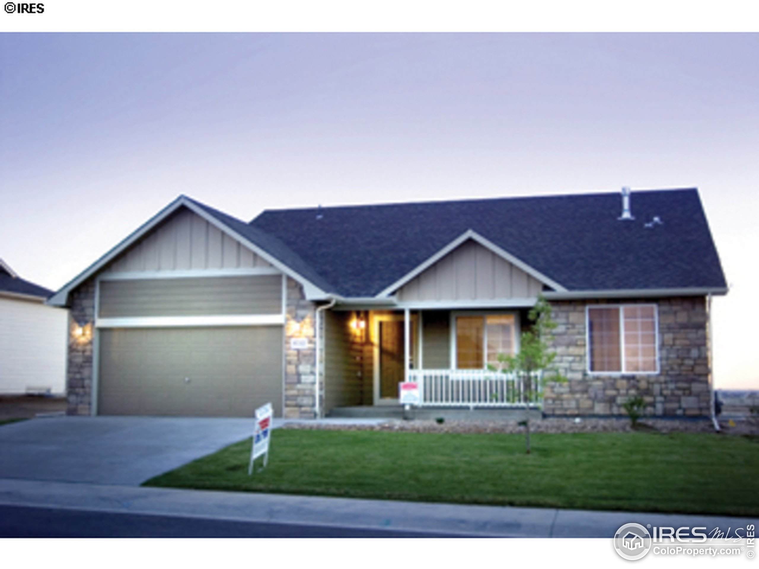 4005 Harbor Ln - Photo 1
