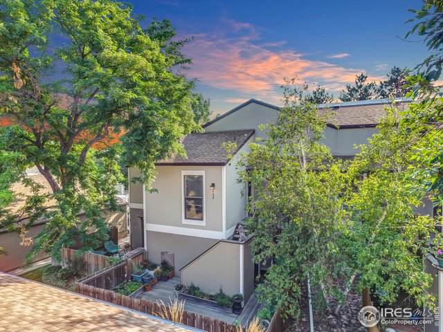 662 Tantra Dr - Photo 1