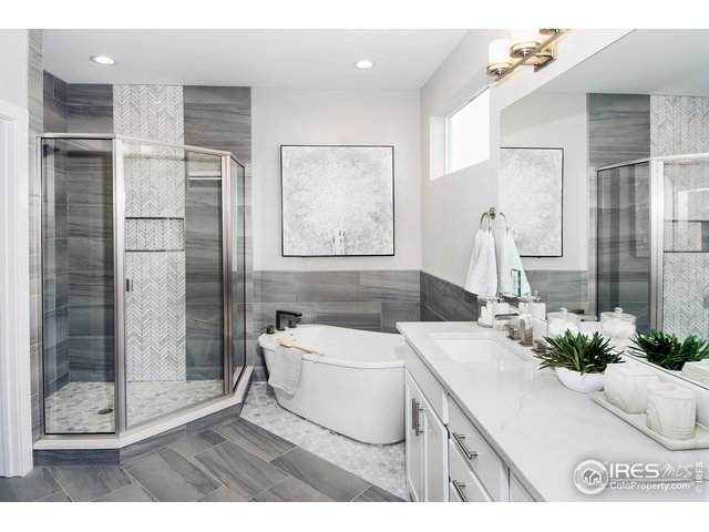 526 5th St - Photo 1
