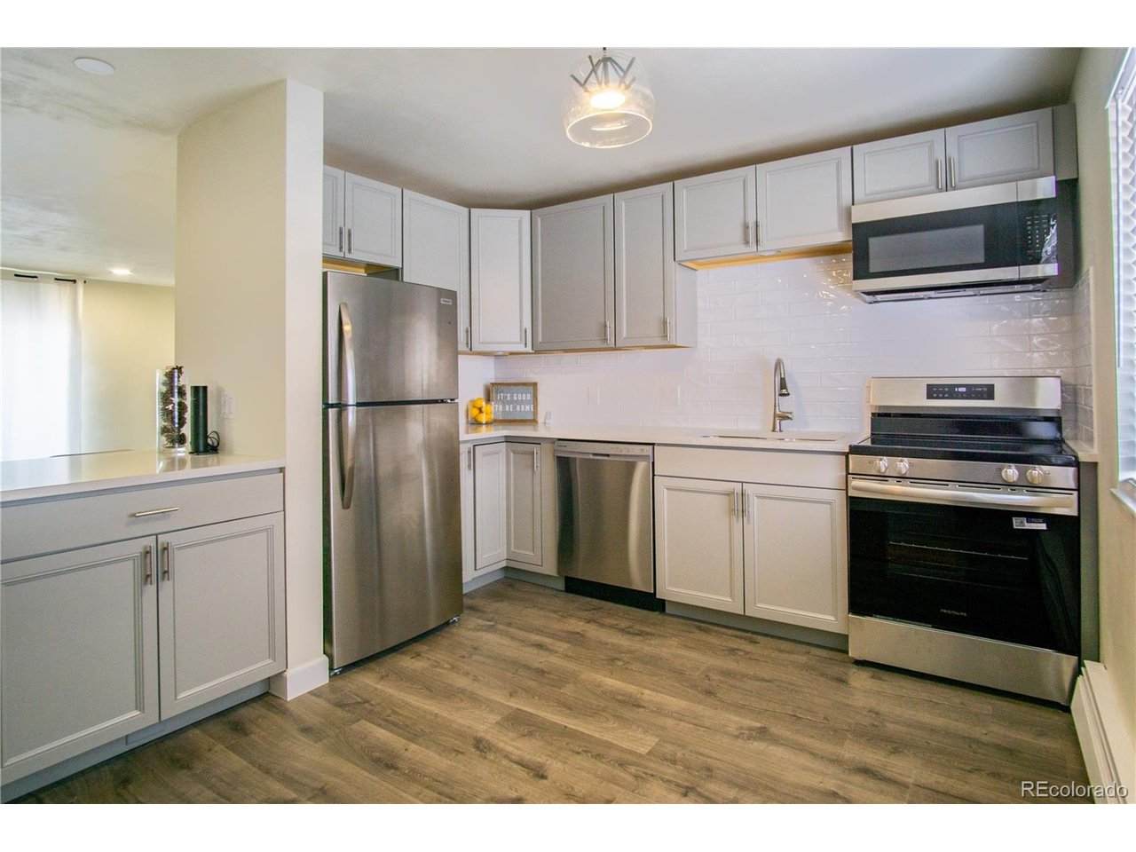 950 Big Thompson Ave - Photo 1
