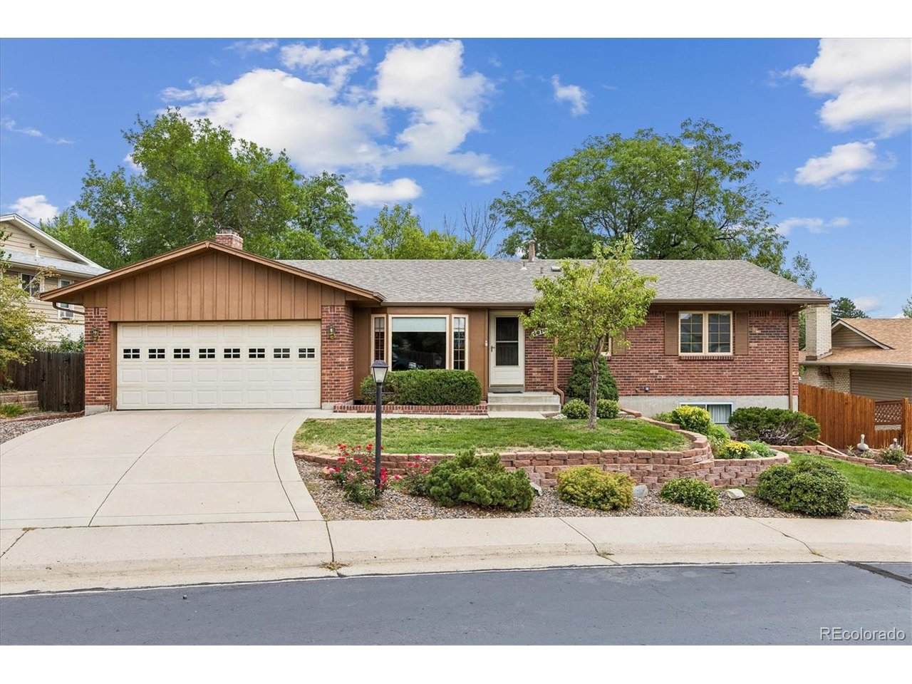 1610 Arbutus Pl - Photo 1