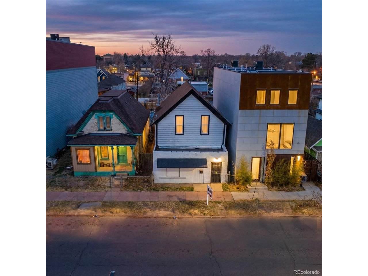 3132 Downing St - Photo 1