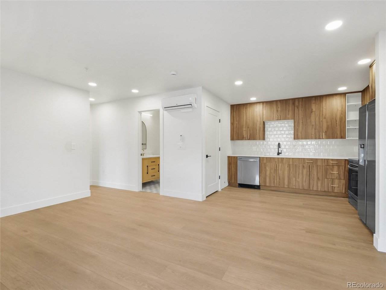 27972 Meadow Dr - Photo 1