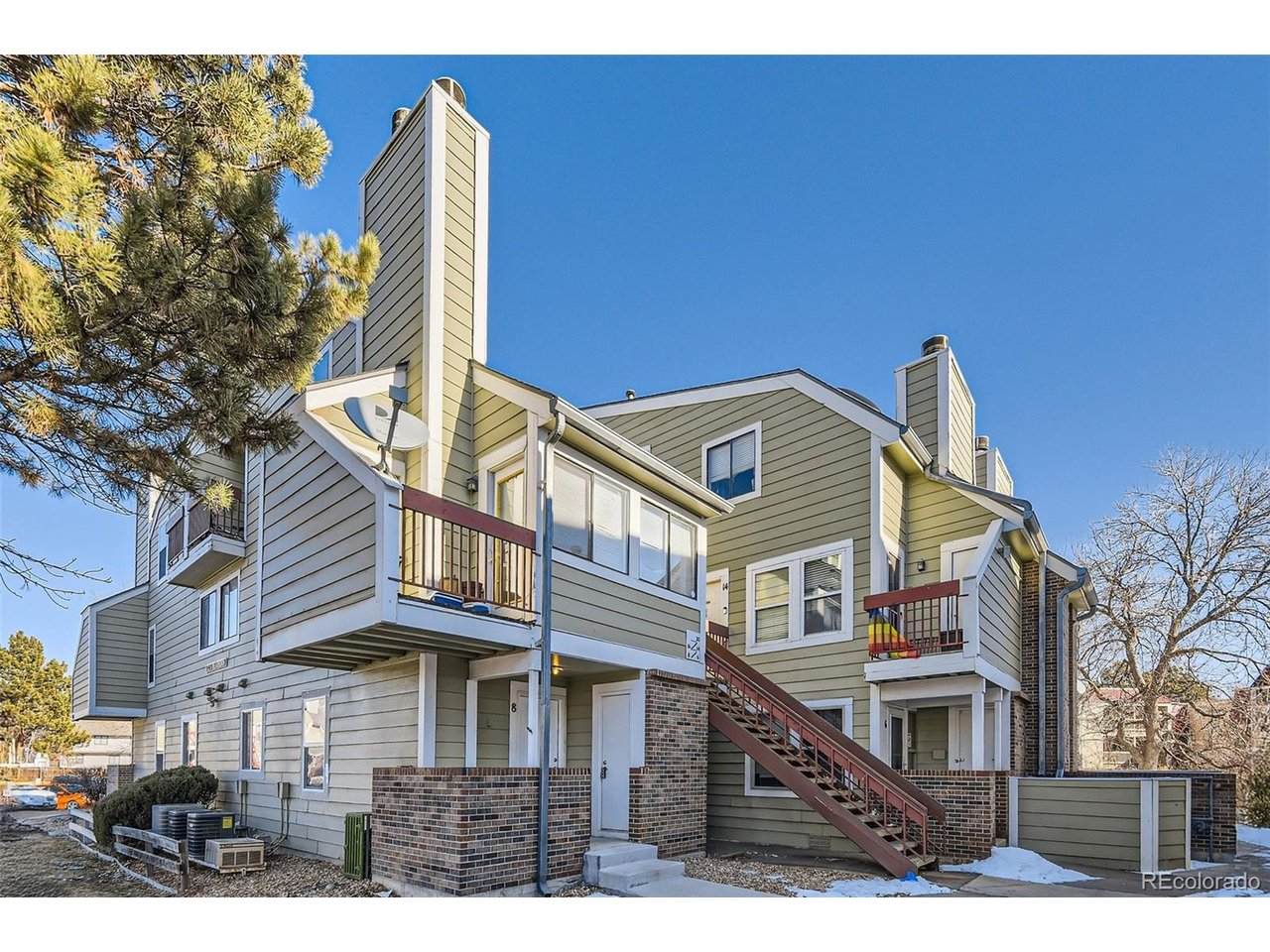 932 Dearborn - Photo 1