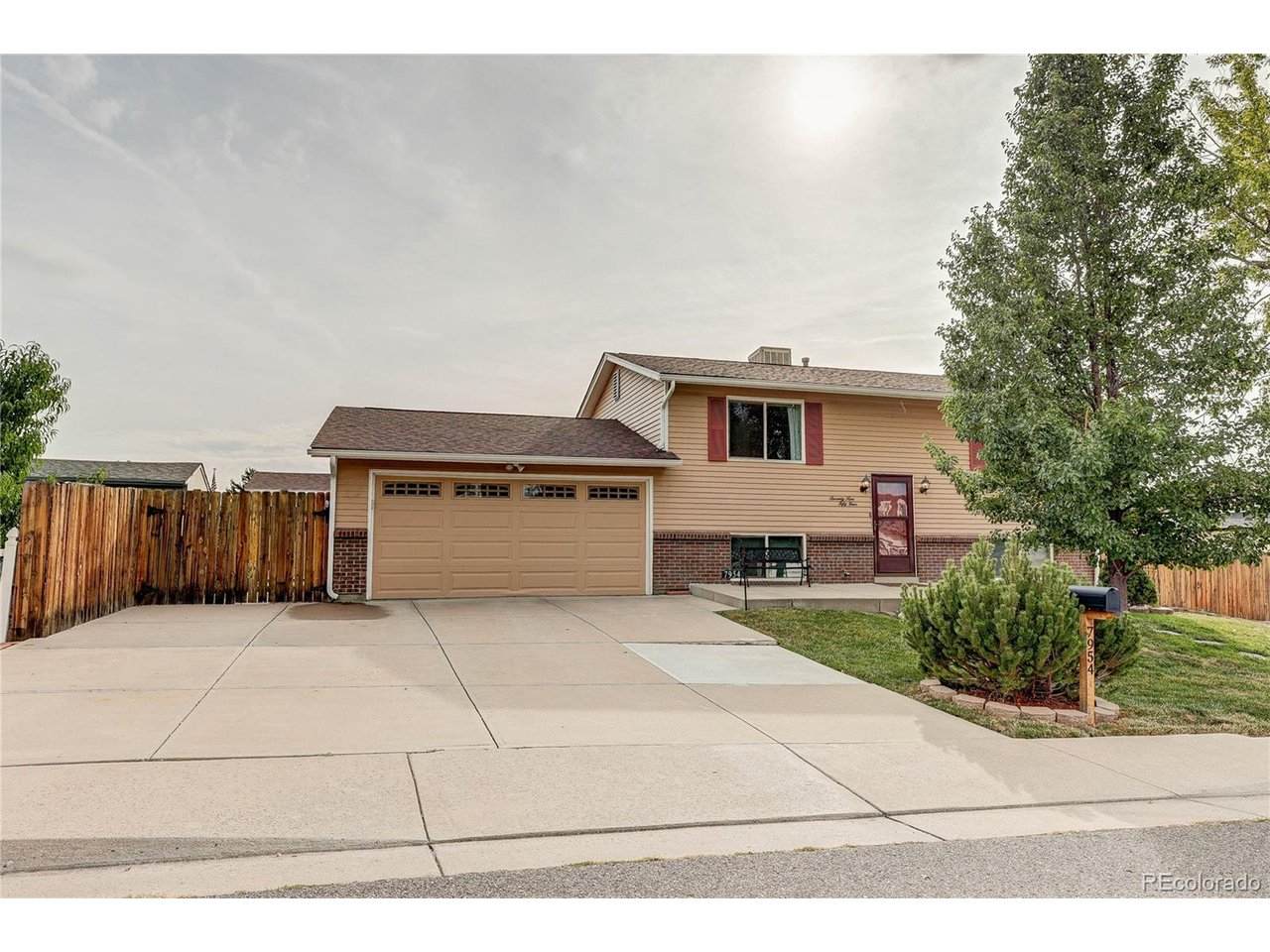 7954 Fenton St - Photo 1