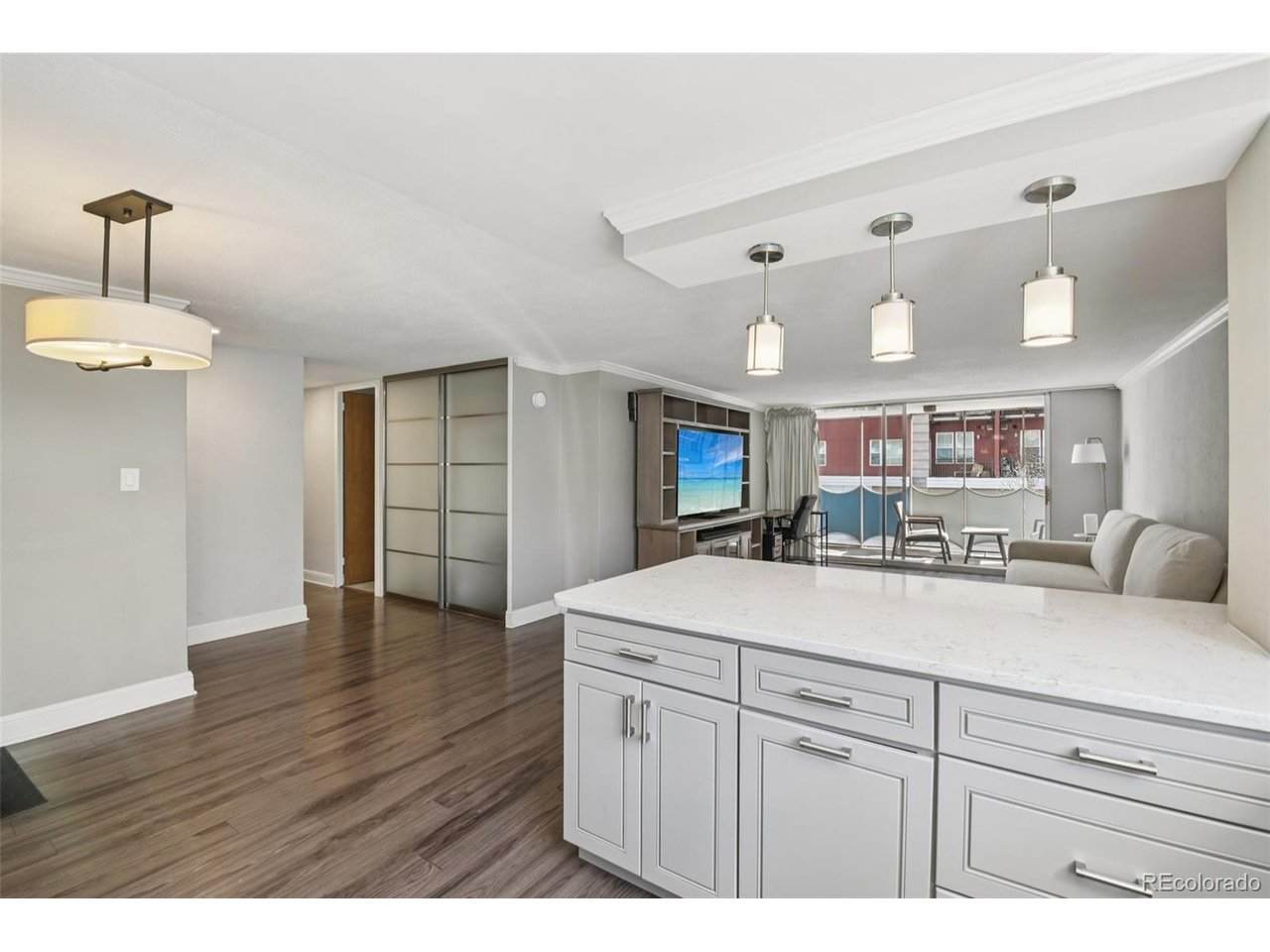 1155 Ash St - Photo 1
