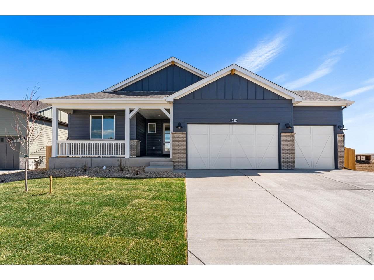 1410 Gardenia Dr - Photo 1