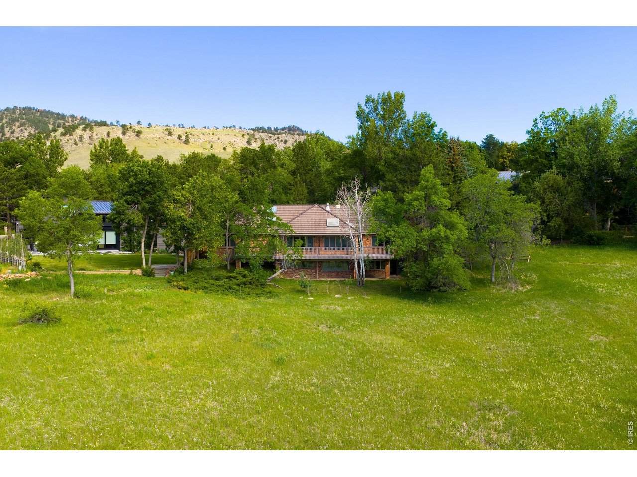543 Linden Park Dr - Photo 1
