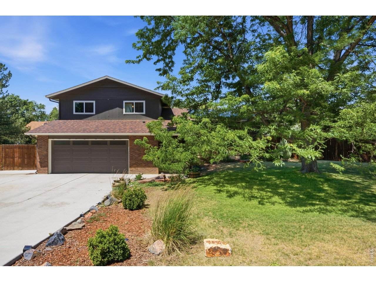 5217 Greenview Dr - Photo 1