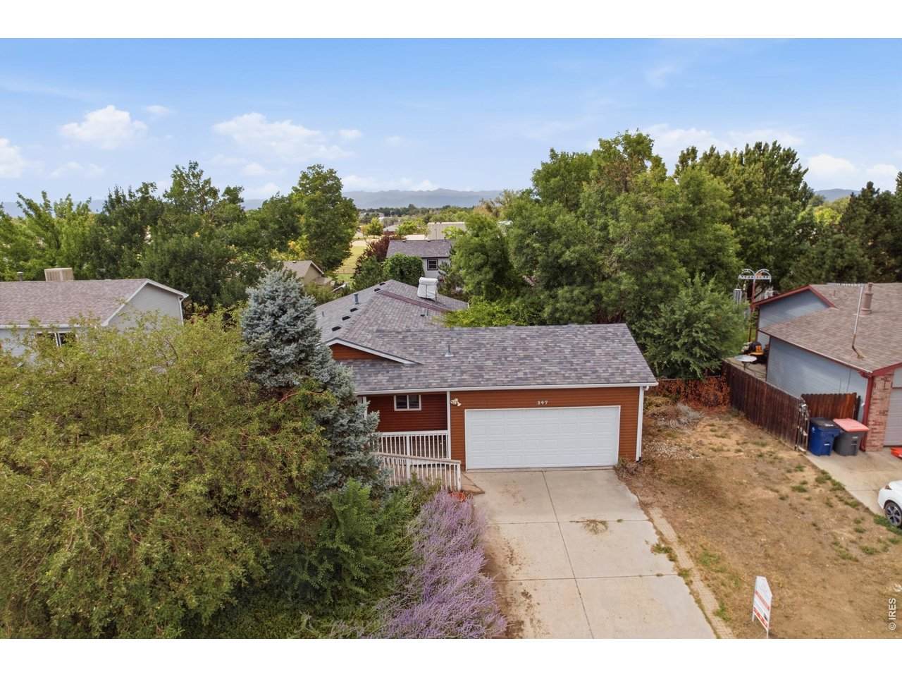 347 Walnut Dr - Photo 1