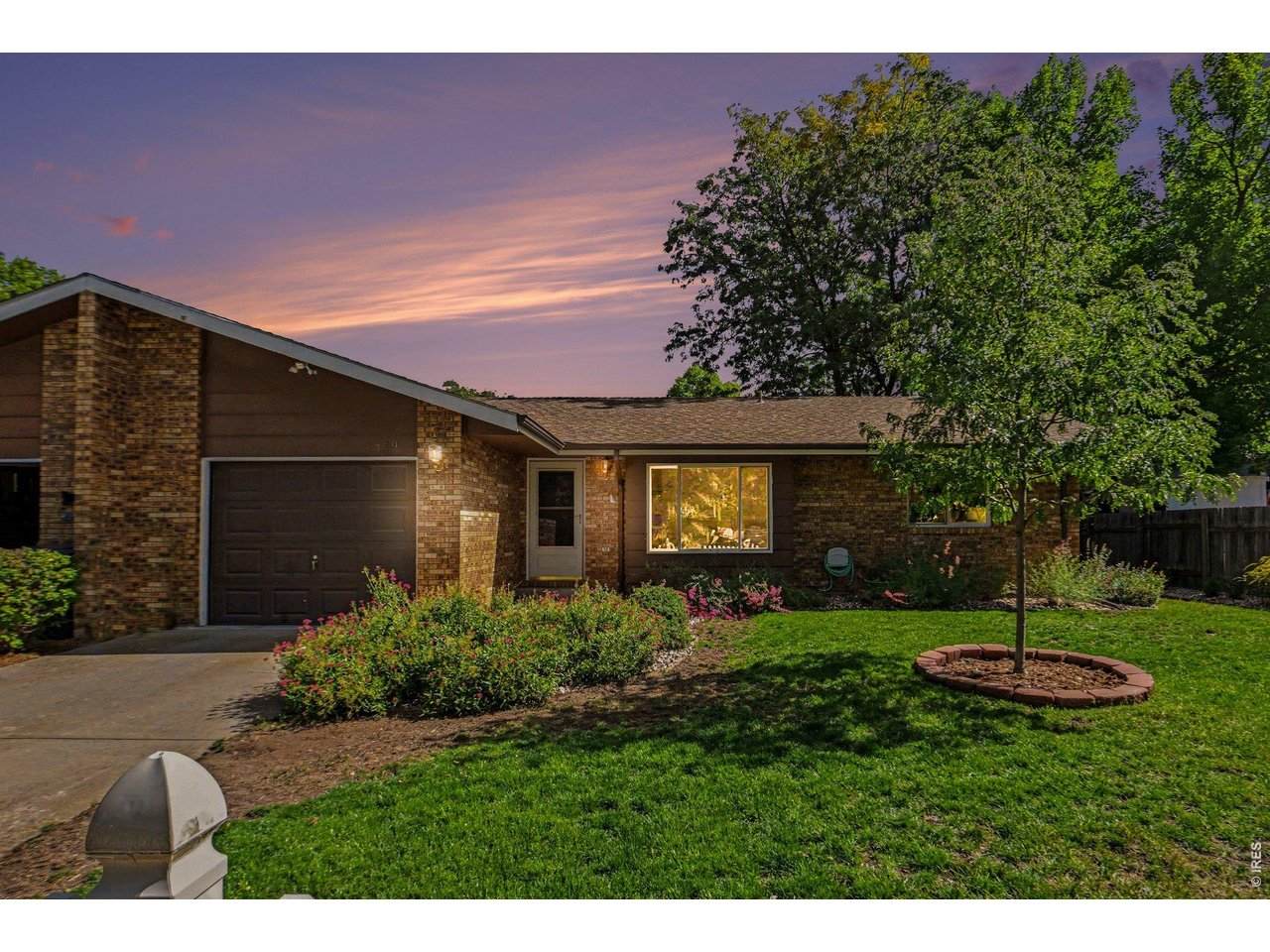 720 Ponderosa Dr - Photo 1